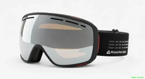 Photochromic Ski Goggles Review: All-Condition Vision & Comfort